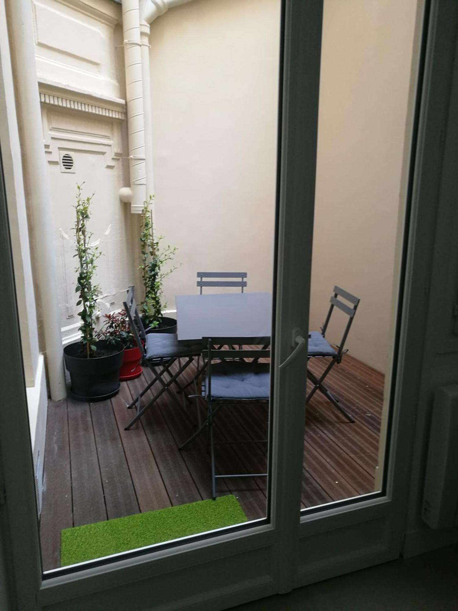 Charmant Studio Au Coeur De Paryż Zewnętrze zdjęcie